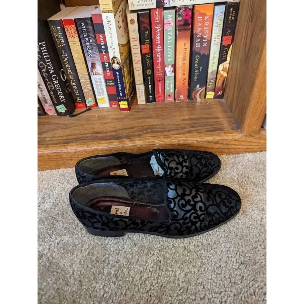 Red by Ramon tanza black velvet burnout loafers sz 9 made in Spain euc